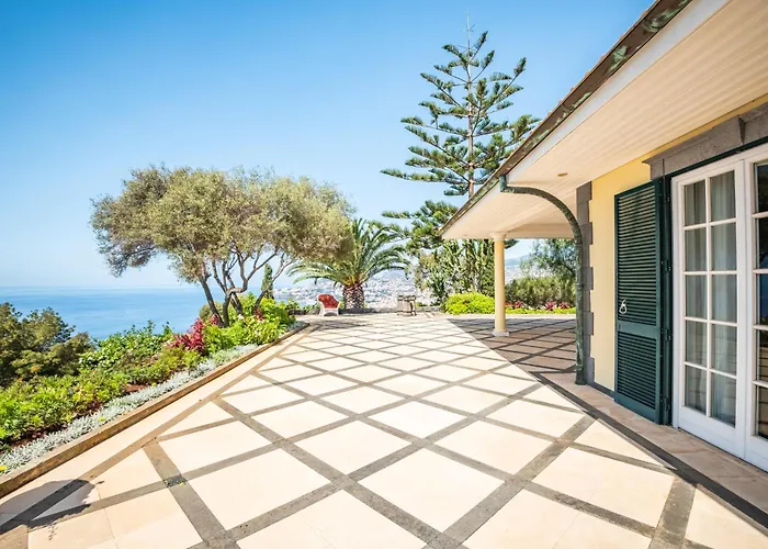 Private Oceanfront Deluxe Pico 360 Views Funchal