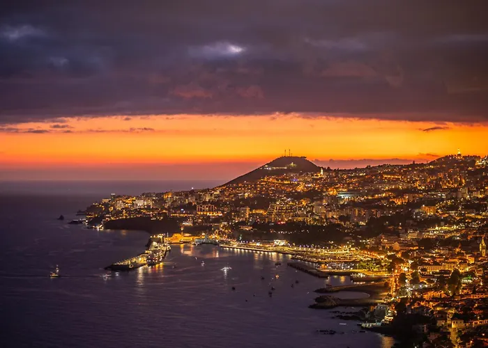 Private Oceanfront Deluxe Pico 360 Views